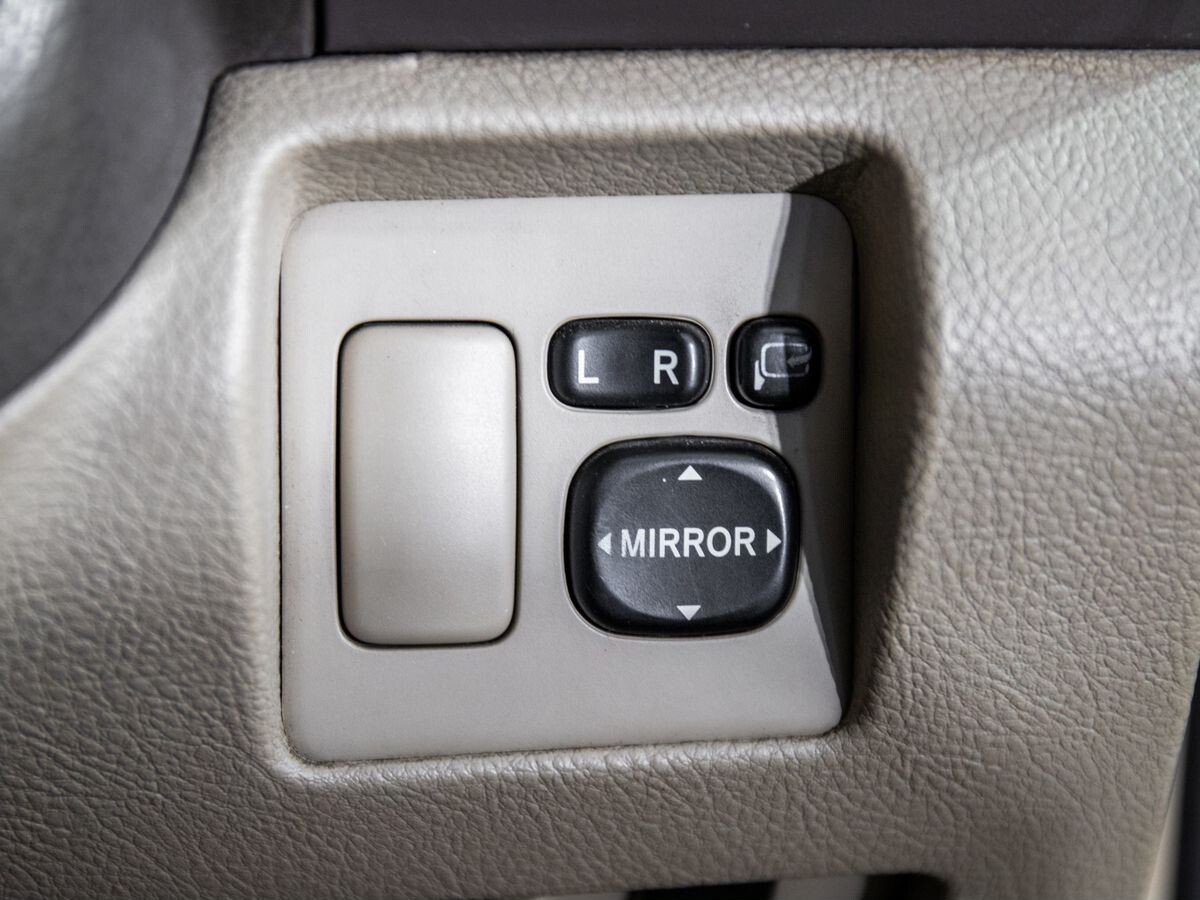 Toyota Harrier 2003 - фото автомобиля