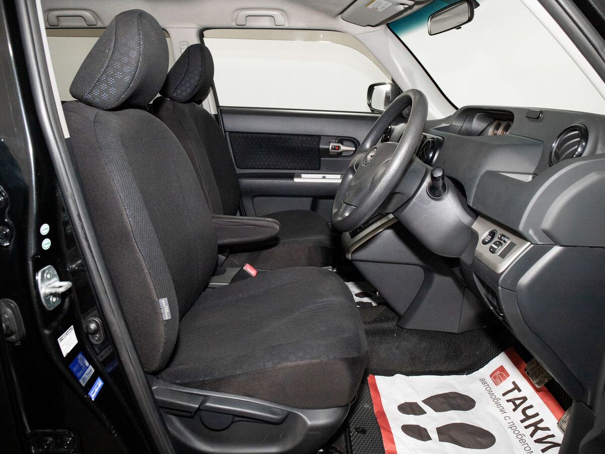 Toyota Corolla Rumion 2009 - фото автомобиля