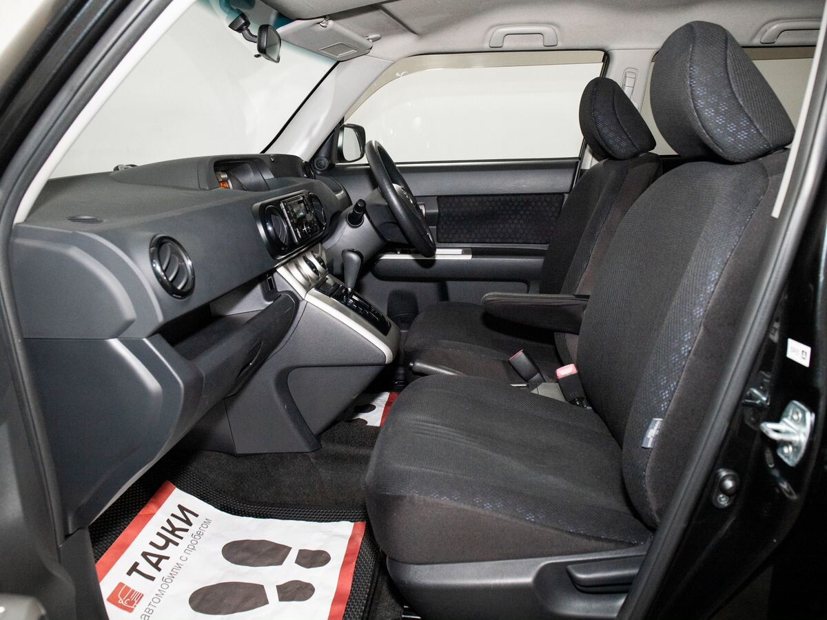 Toyota Corolla Rumion 2009 - фото автомобиля