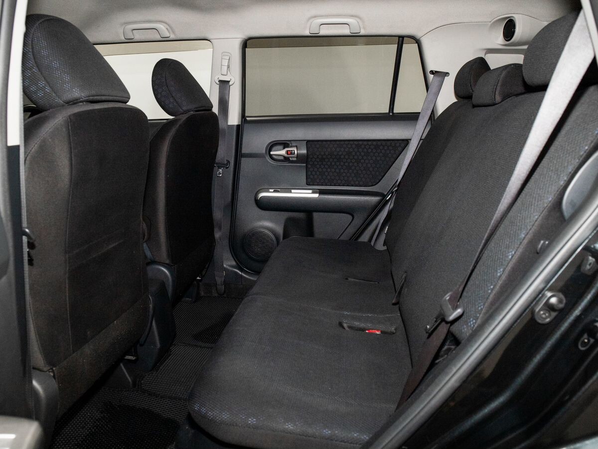 Toyota Corolla Rumion 2009 - фото автомобиля