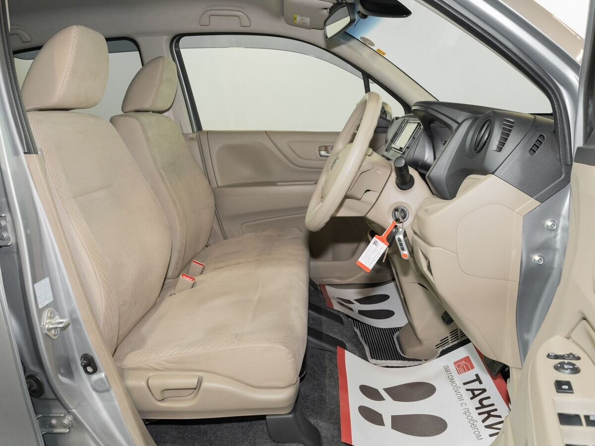 Honda N-WGN 2017 - фото автомобиля