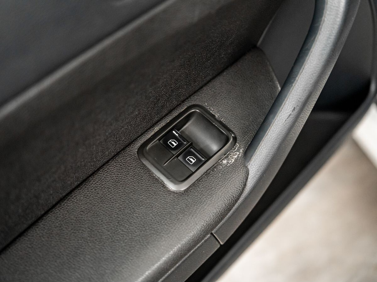 Skoda Yeti 2015 - фото автомобиля