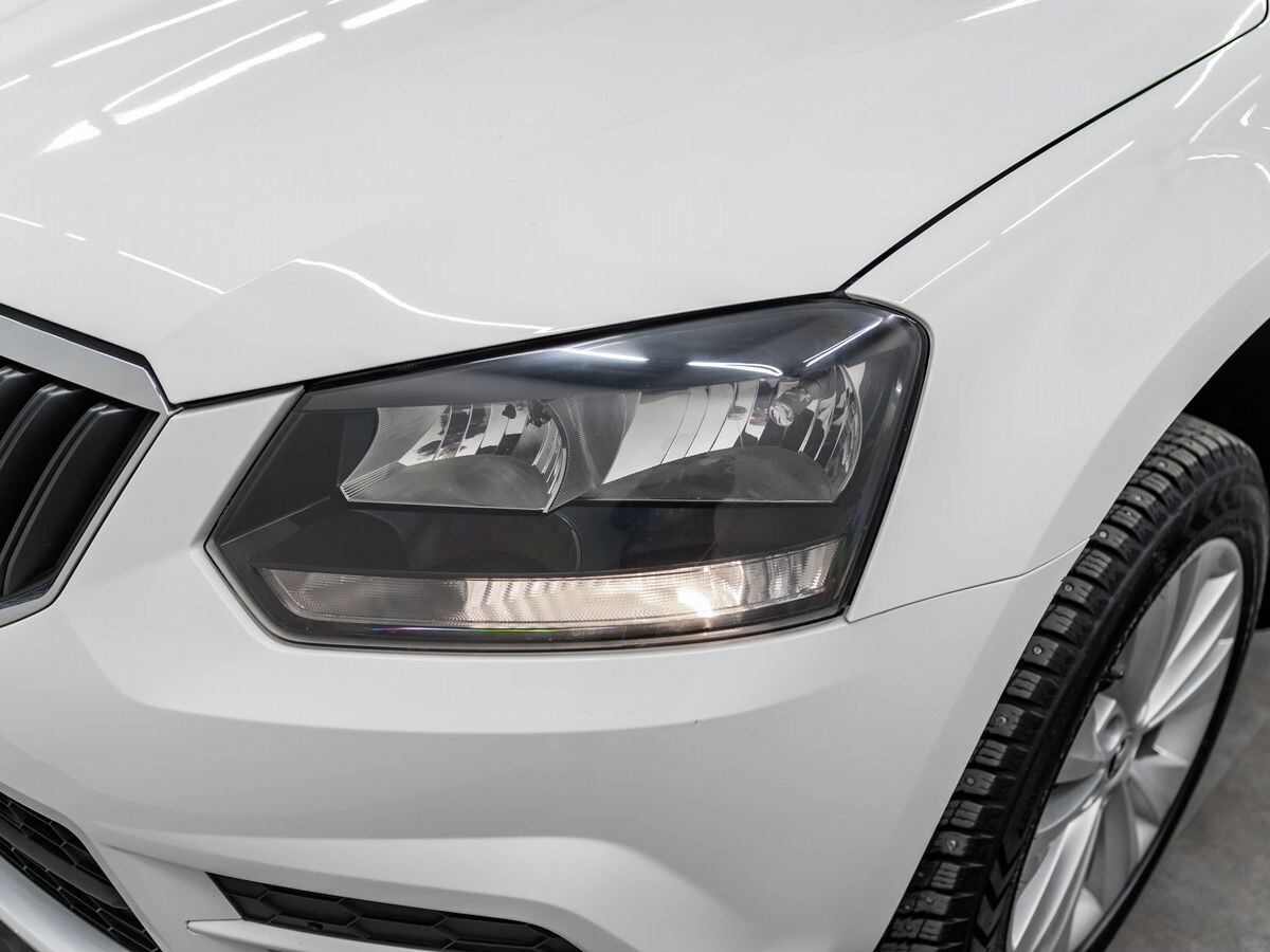 Skoda Yeti 2015 - фото автомобиля