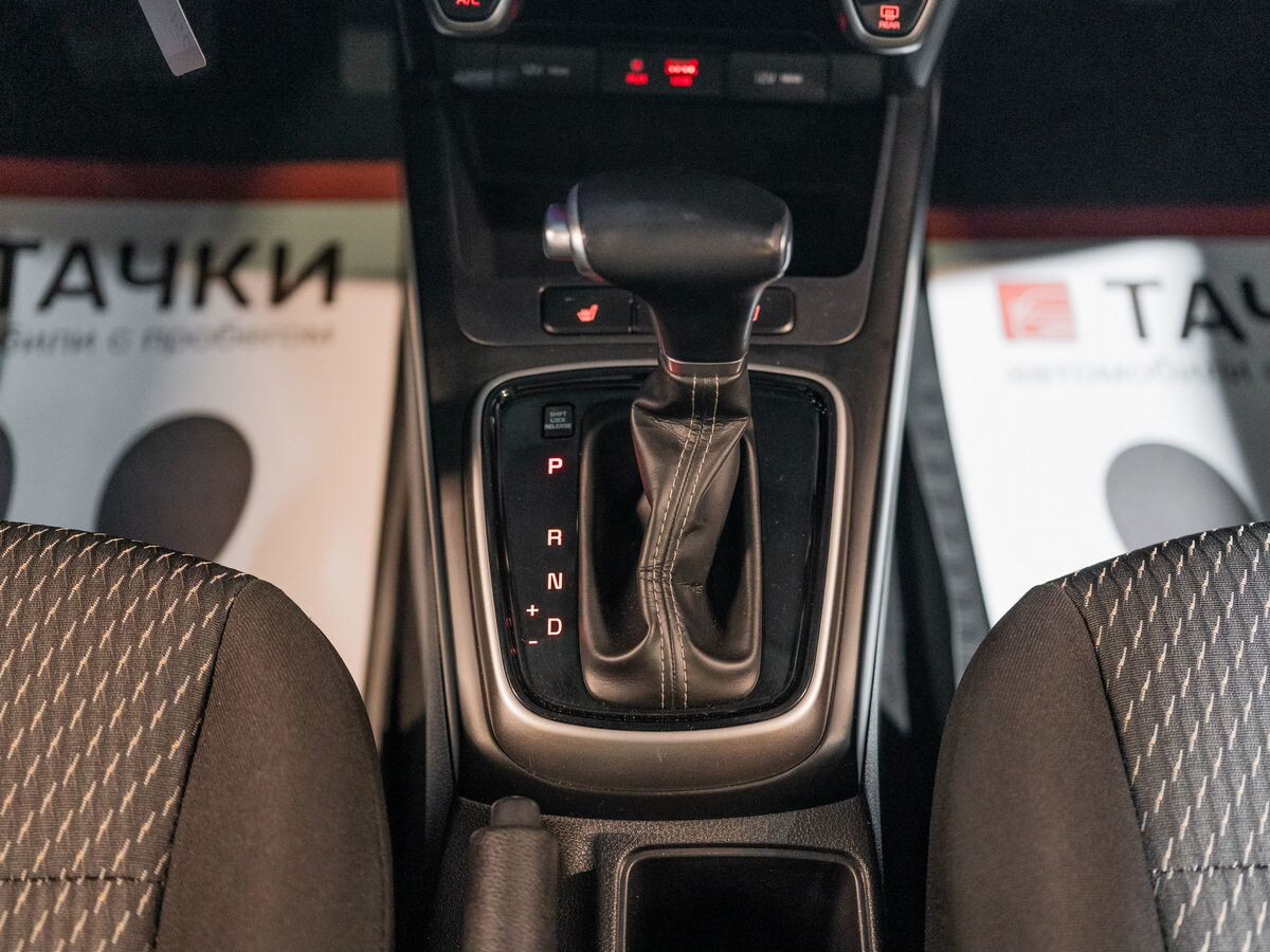 Kia Rio 2019 - фото автомобиля