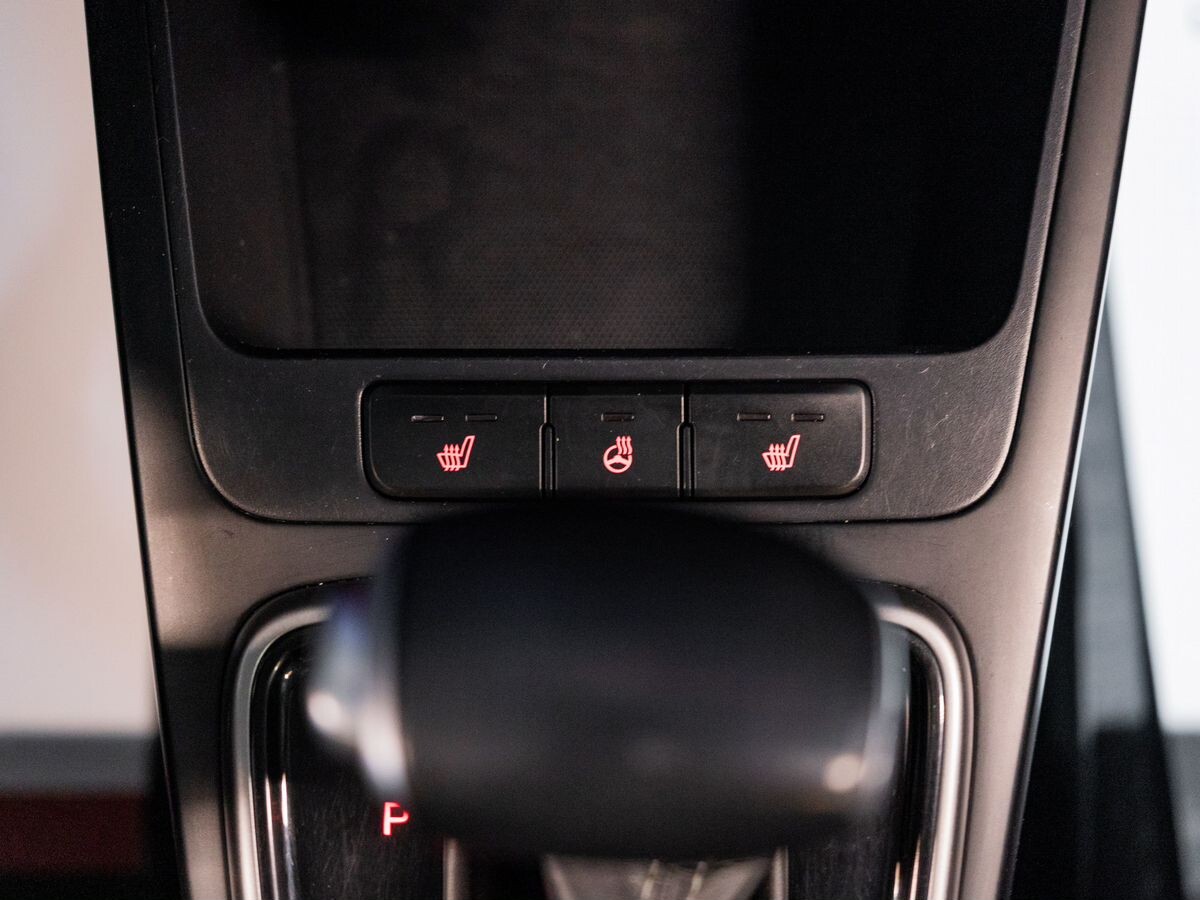 Kia Rio 2019 - фото автомобиля