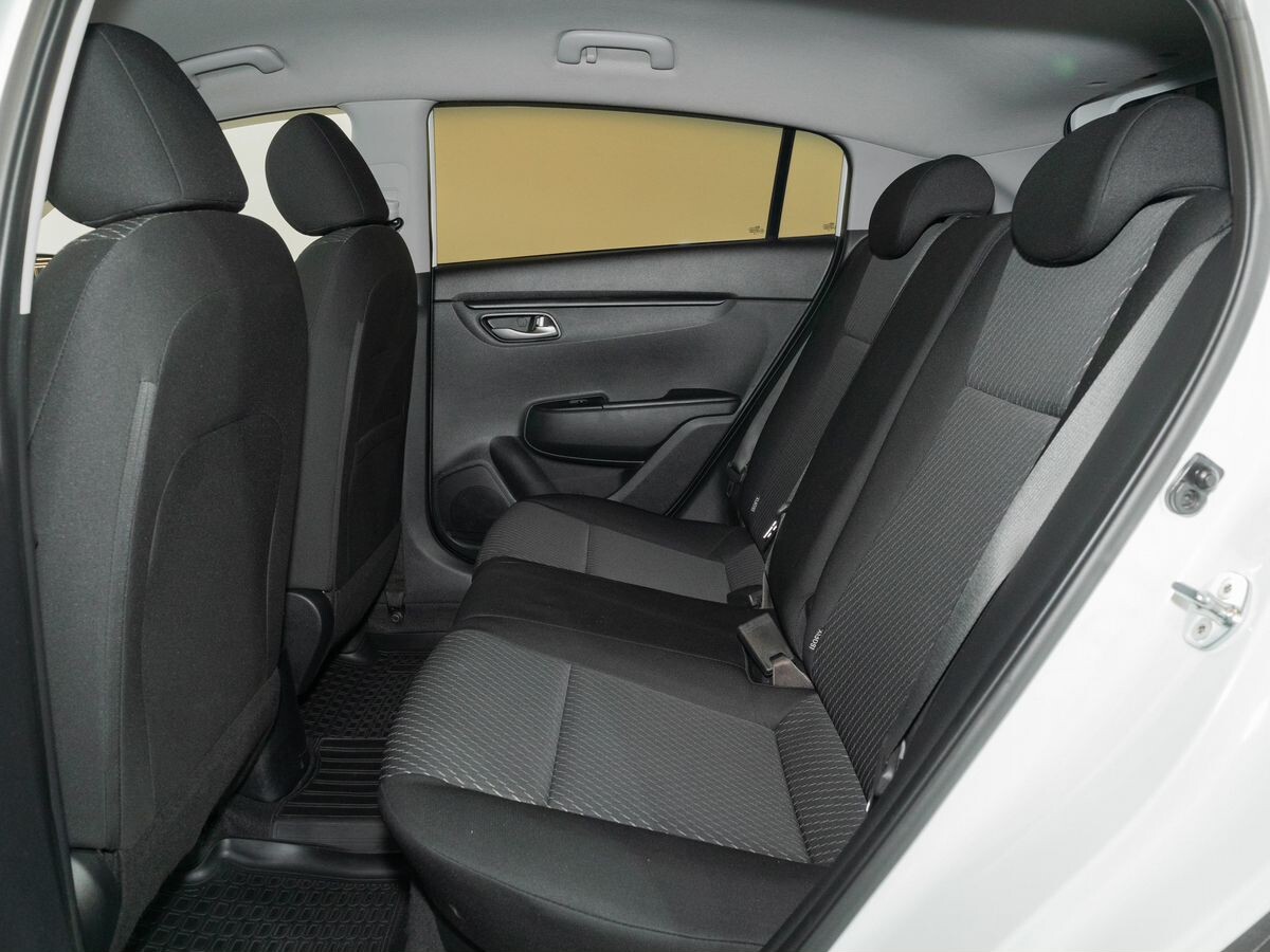 Kia Rio 2019 - фото автомобиля