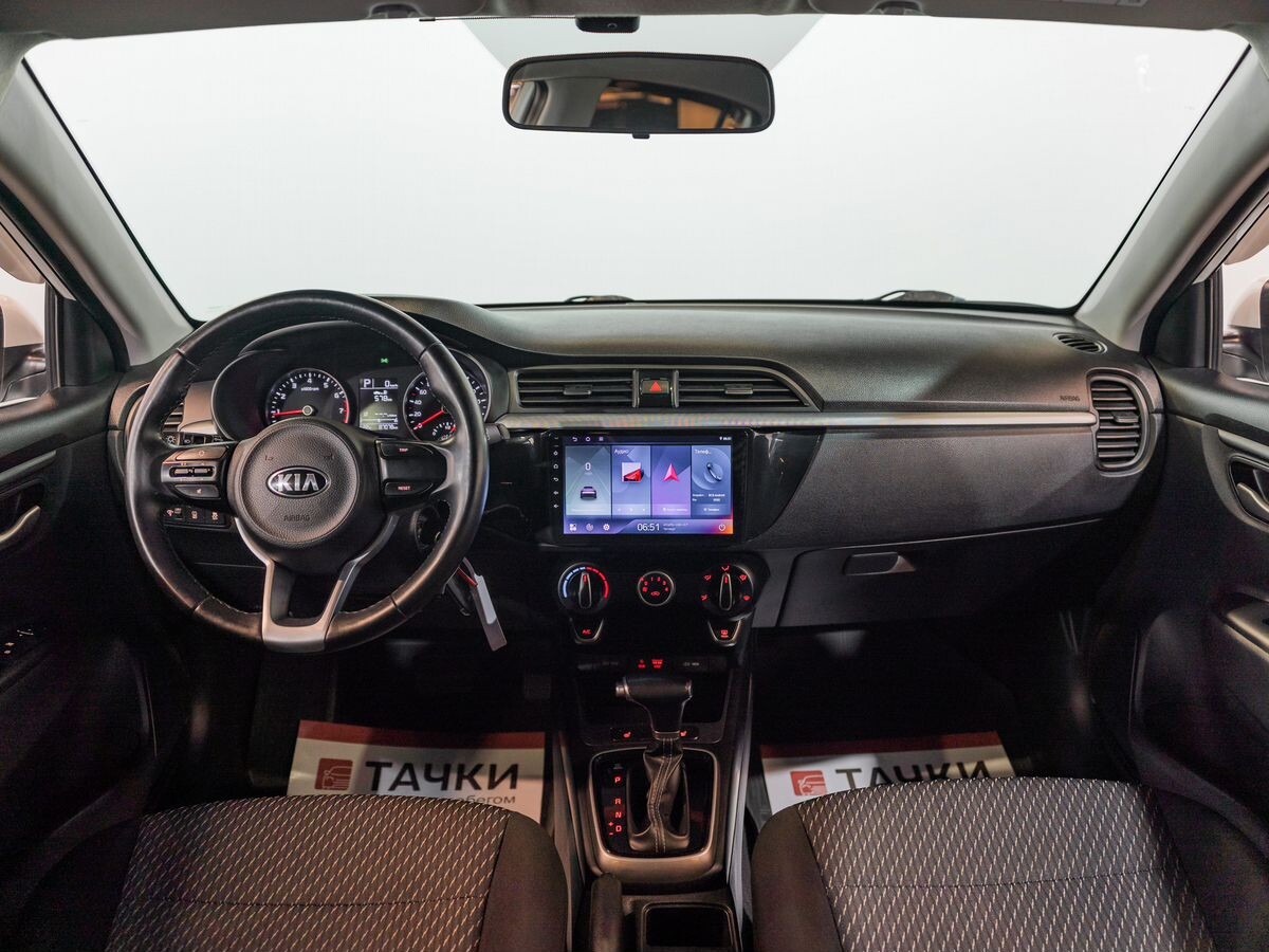 Kia Rio 2019 - фото автомобиля