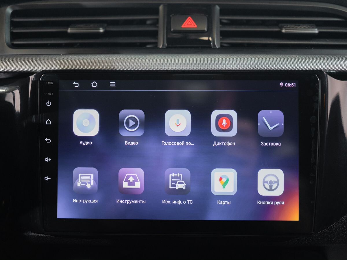 Kia Rio 2019 - фото автомобиля