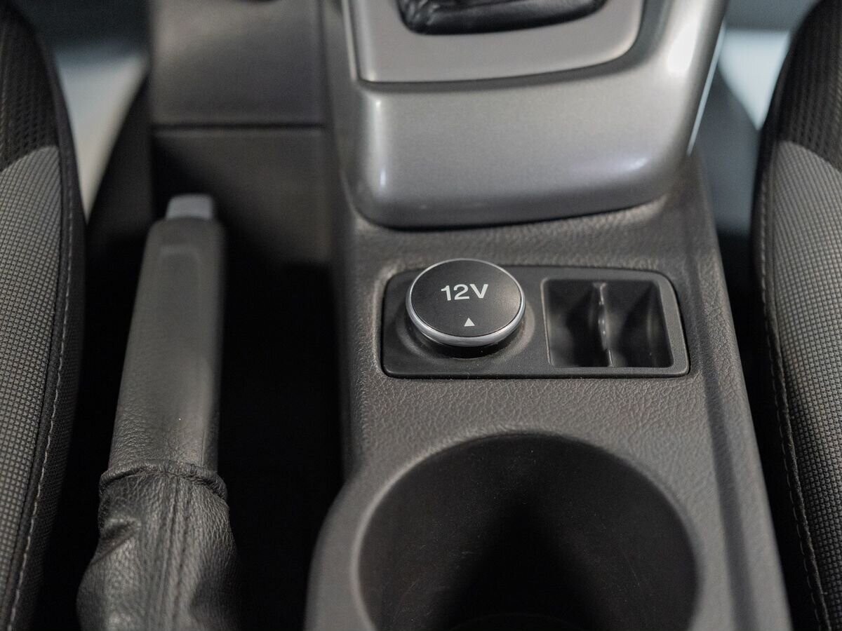 Ford Focus 2011 - фото автомобиля