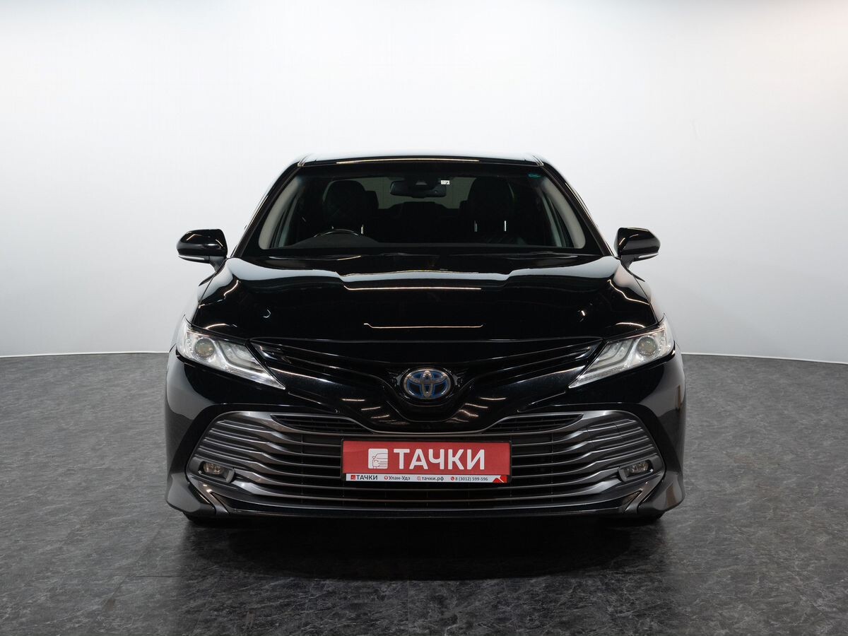 Toyota Camry 2017 - фото автомобиля