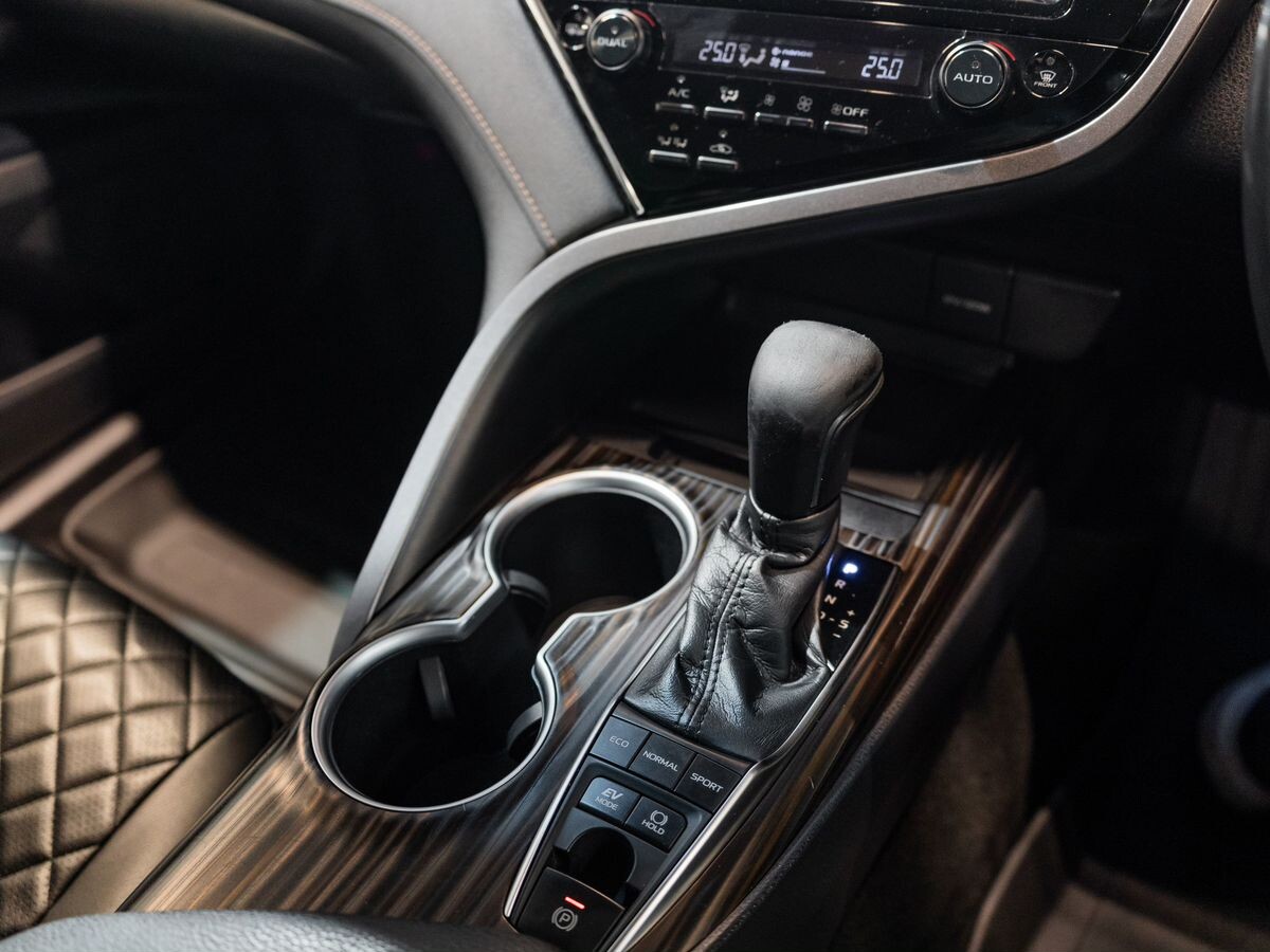 Toyota Camry 2017 - фото автомобиля