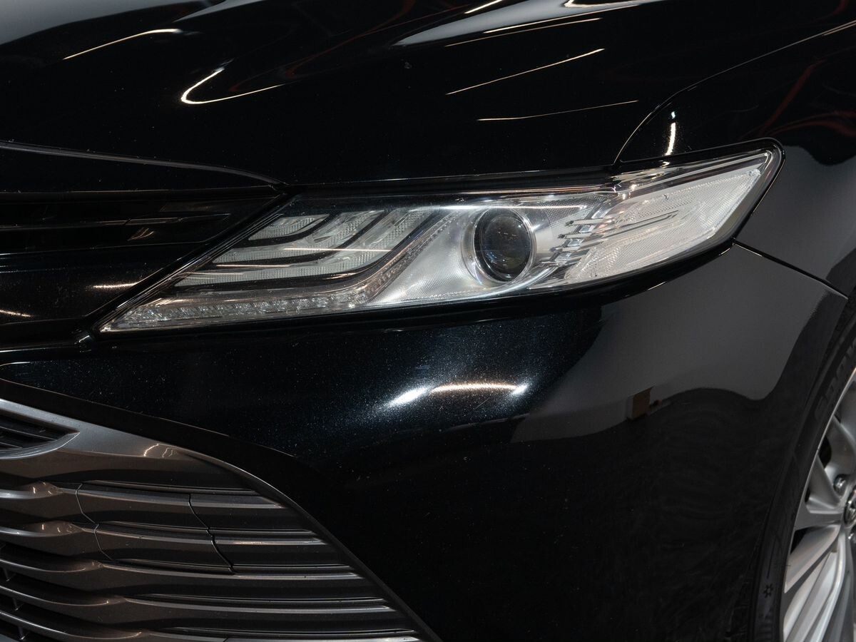 Toyota Camry 2017 - фото автомобиля