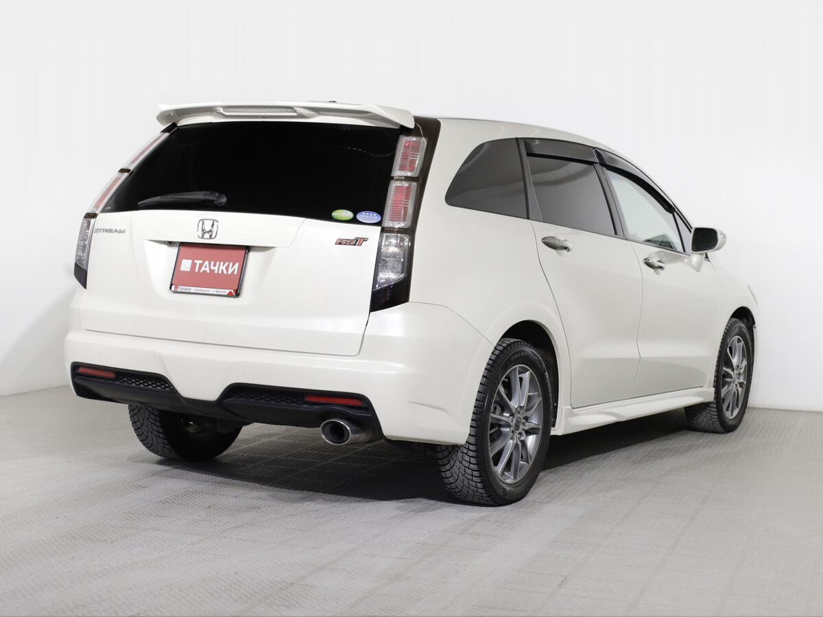 Honda Stream 2009 - фото автомобиля