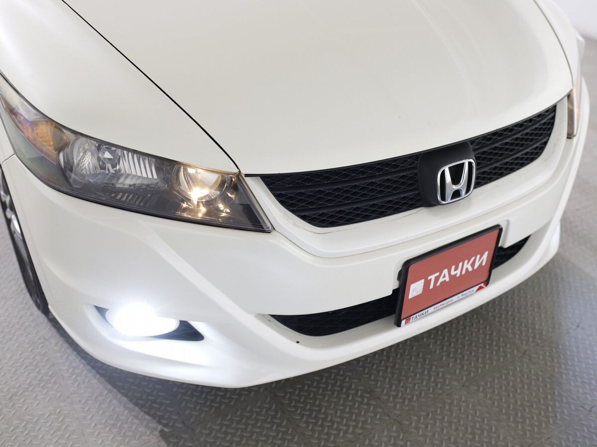 Honda Stream 2009 - фото автомобиля