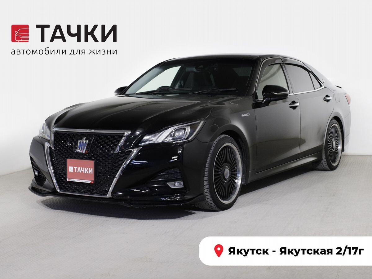 Toyota Crown 2017 - фото автомобиля