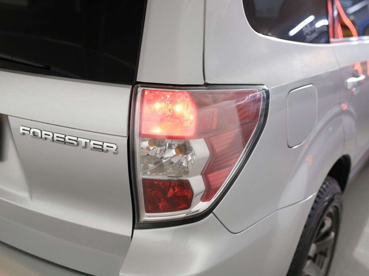 Subaru Forester 2008 - фото автомобиля
