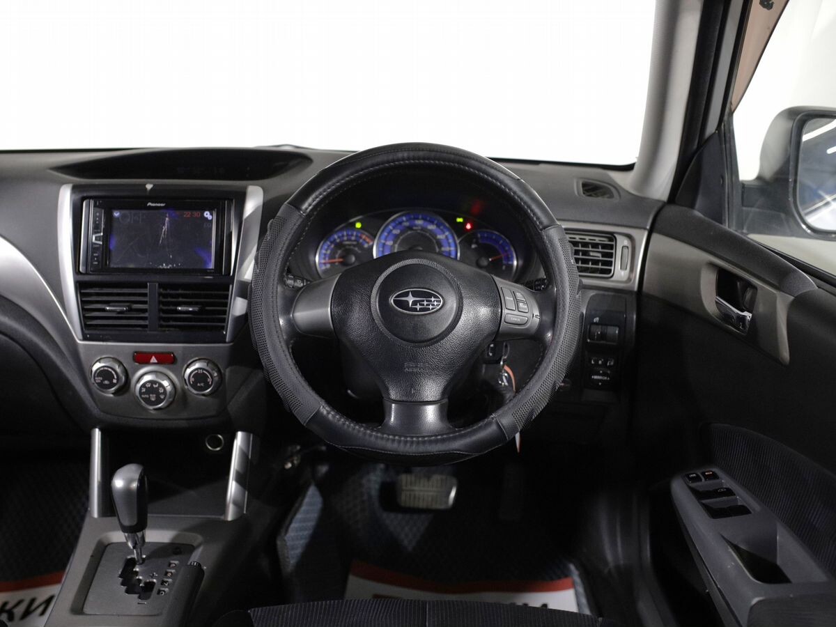 Subaru Forester 2008 - фото автомобиля