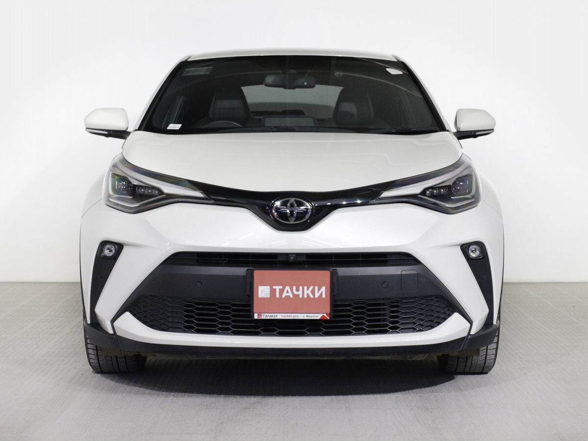 Toyota C-HR 2020 - фото автомобиля