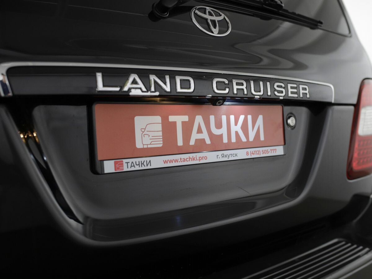 Toyota Land Cruiser 2004 - фото автомобиля