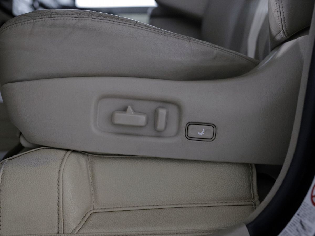 Toyota Land Cruiser 2004 - фото автомобиля