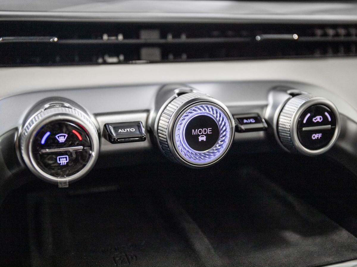 Exeed VX 2023 - фото автомобиля