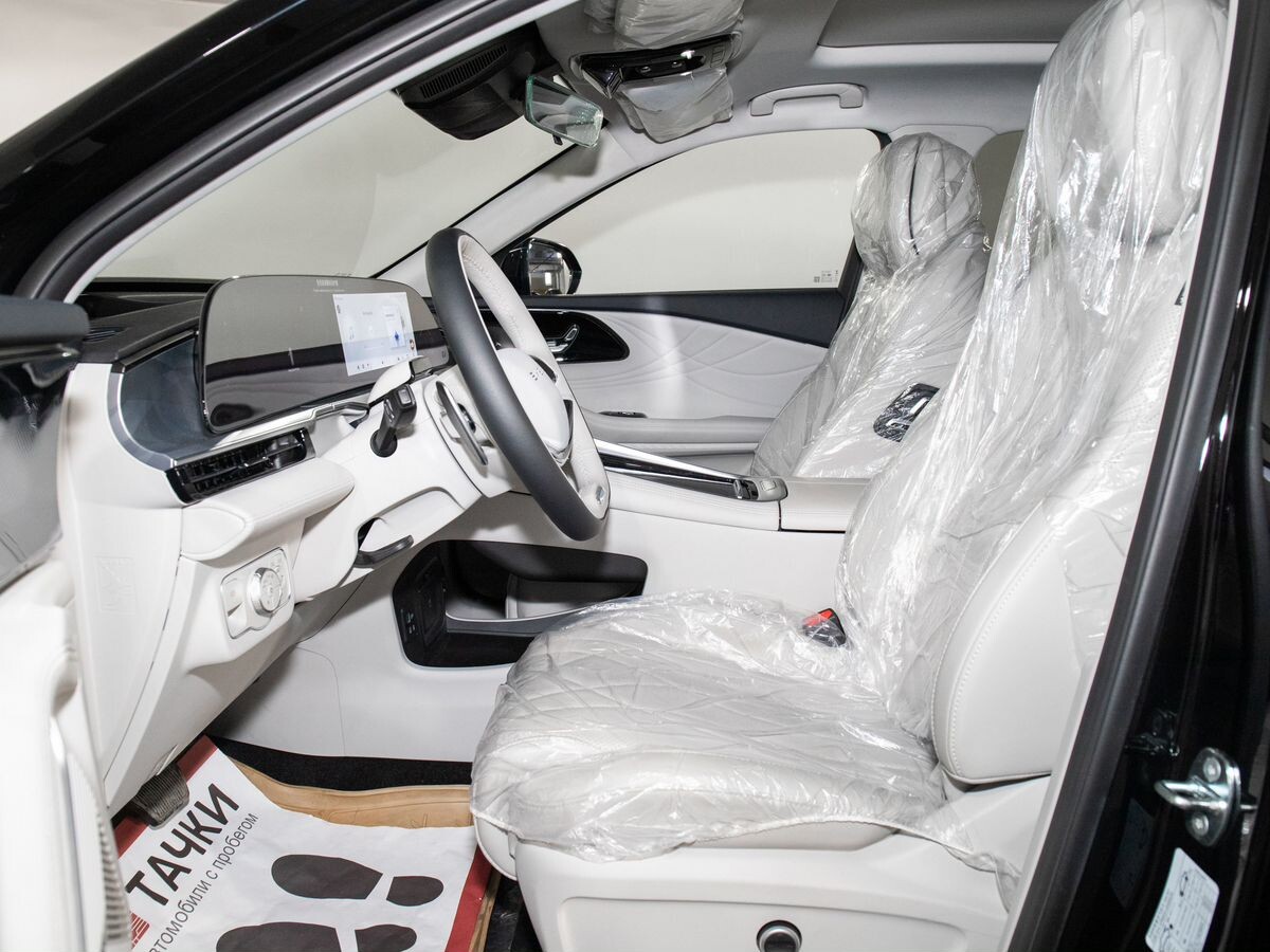 Exeed VX 2023 - фото автомобиля