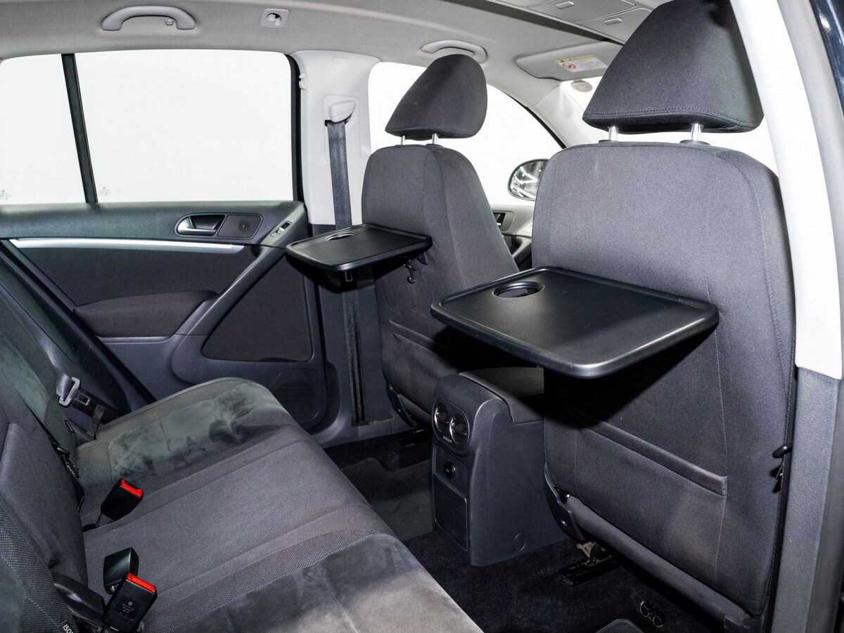 Volkswagen Tiguan 2012 - фото автомобиля