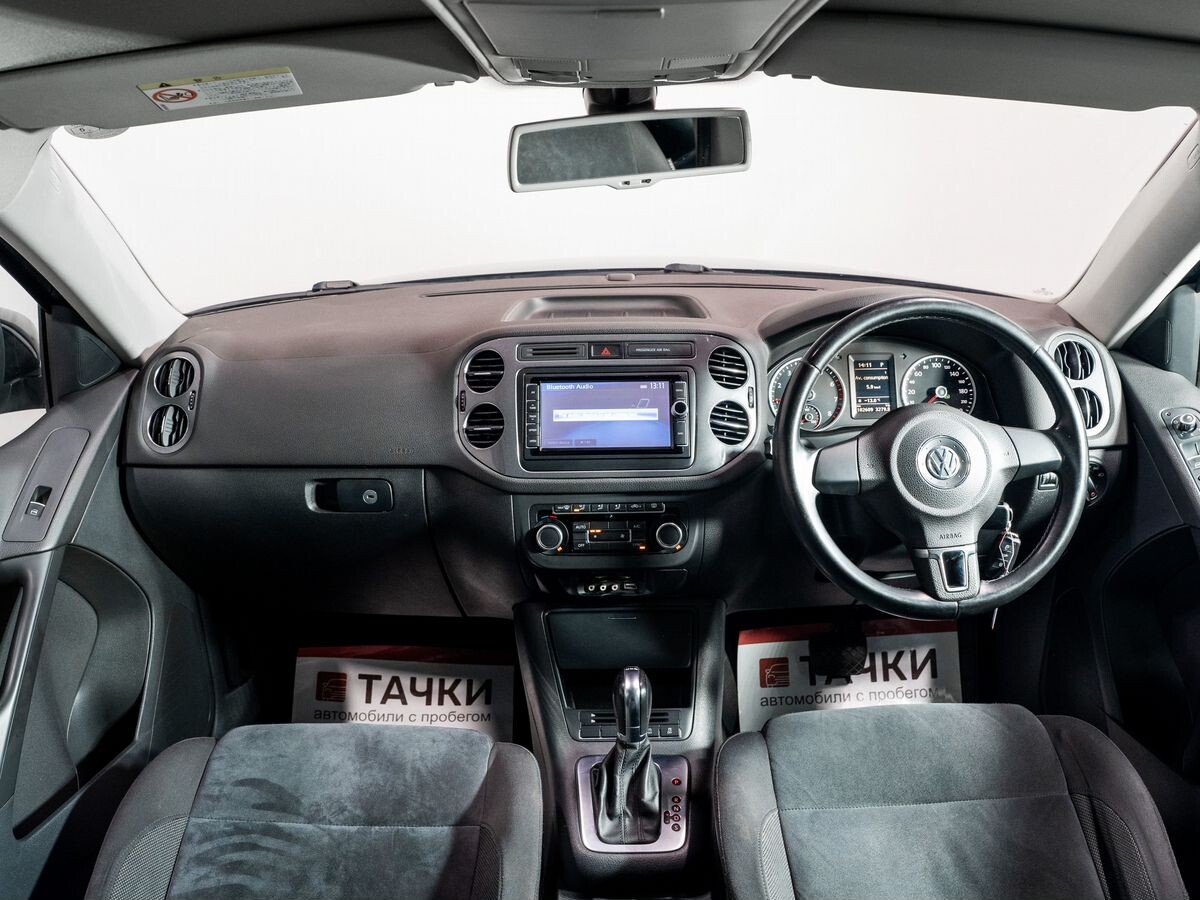 Volkswagen Tiguan 2012 - фото автомобиля