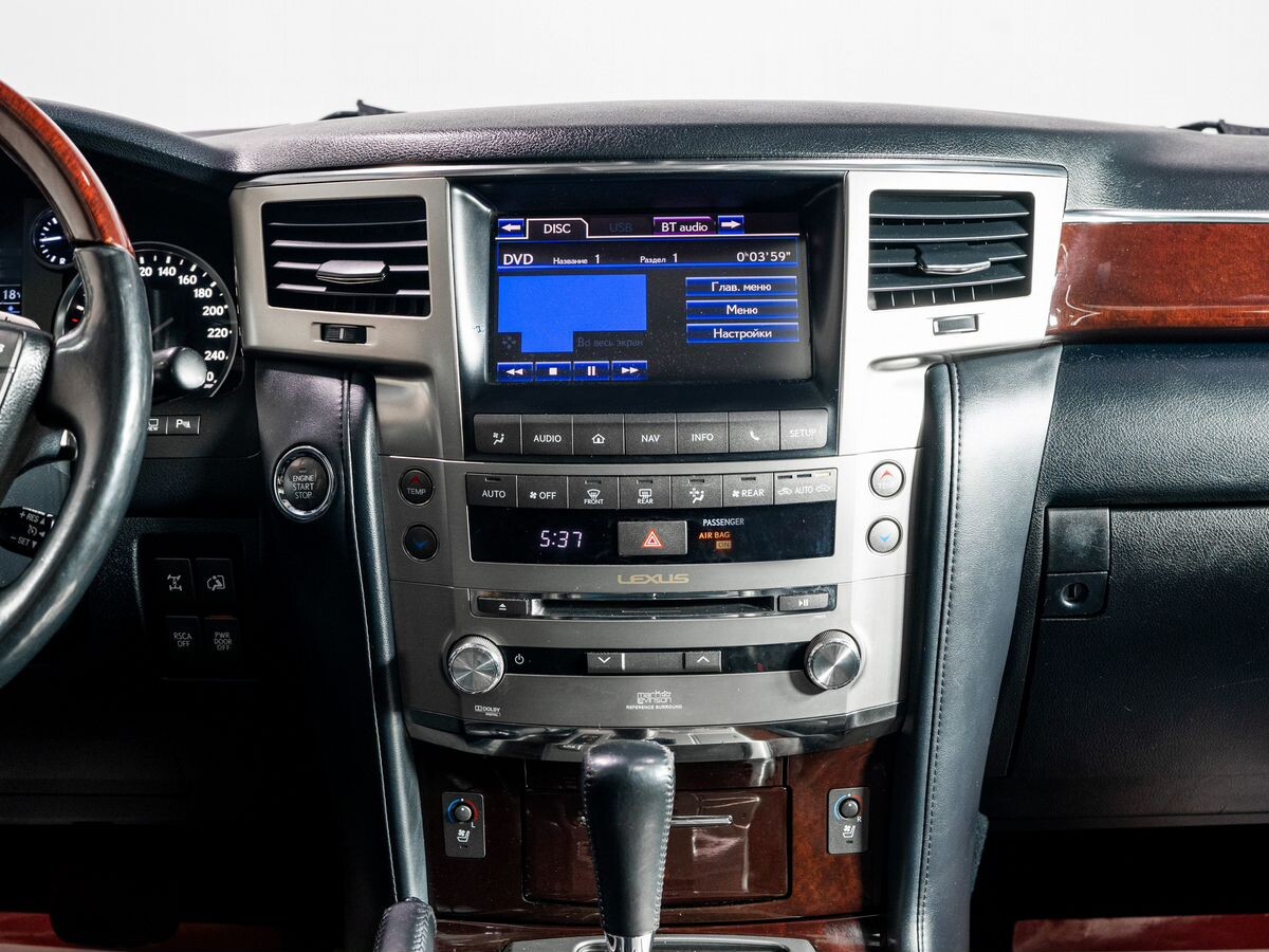 Lexus LX 2012 - фото автомобиля