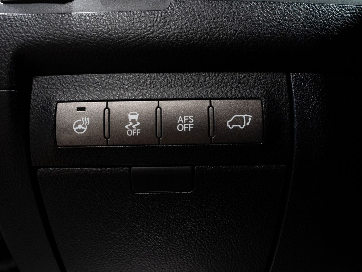 Lexus LX 2012 - фото автомобиля