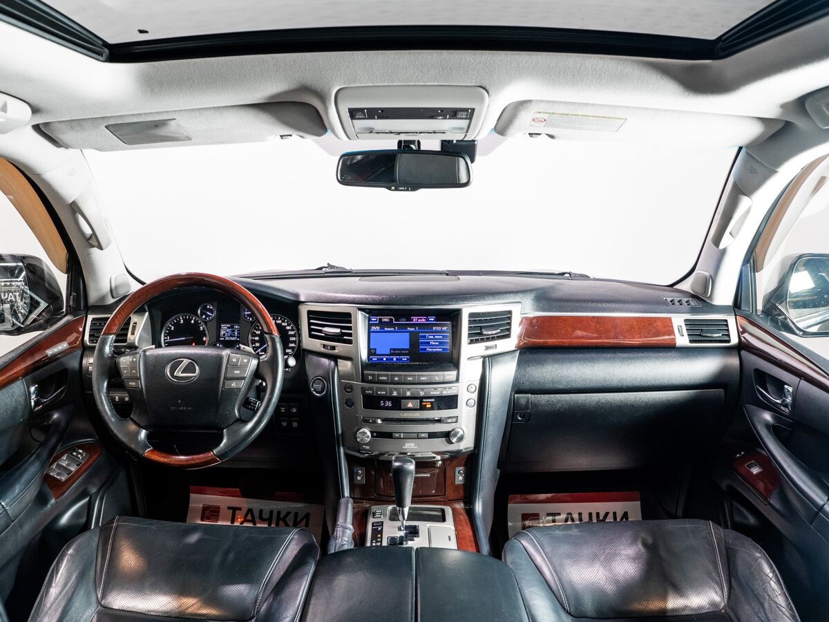 Lexus LX 2012 - фото автомобиля