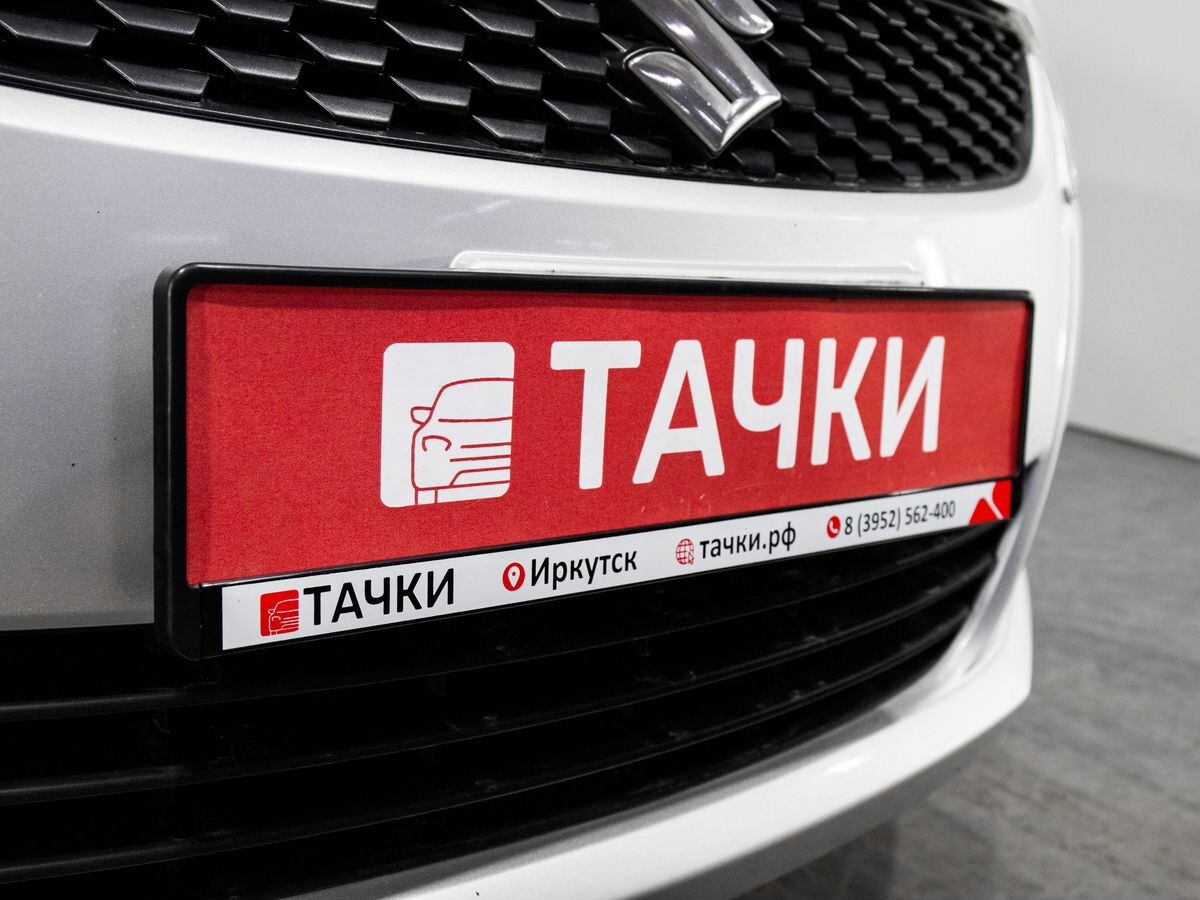 Suzuki Swift 2010 - фото автомобиля