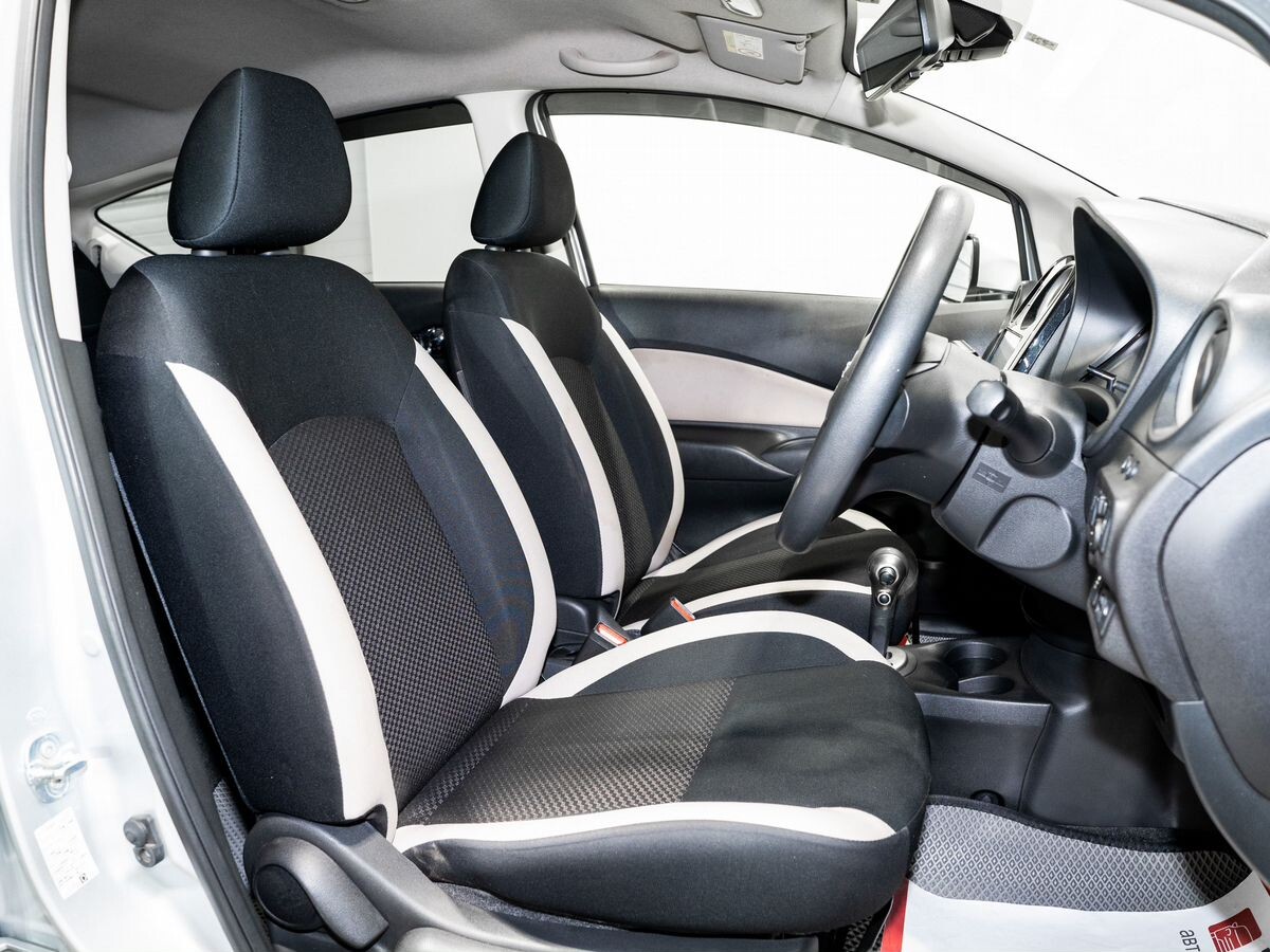 Nissan Note 2017 - фото автомобиля