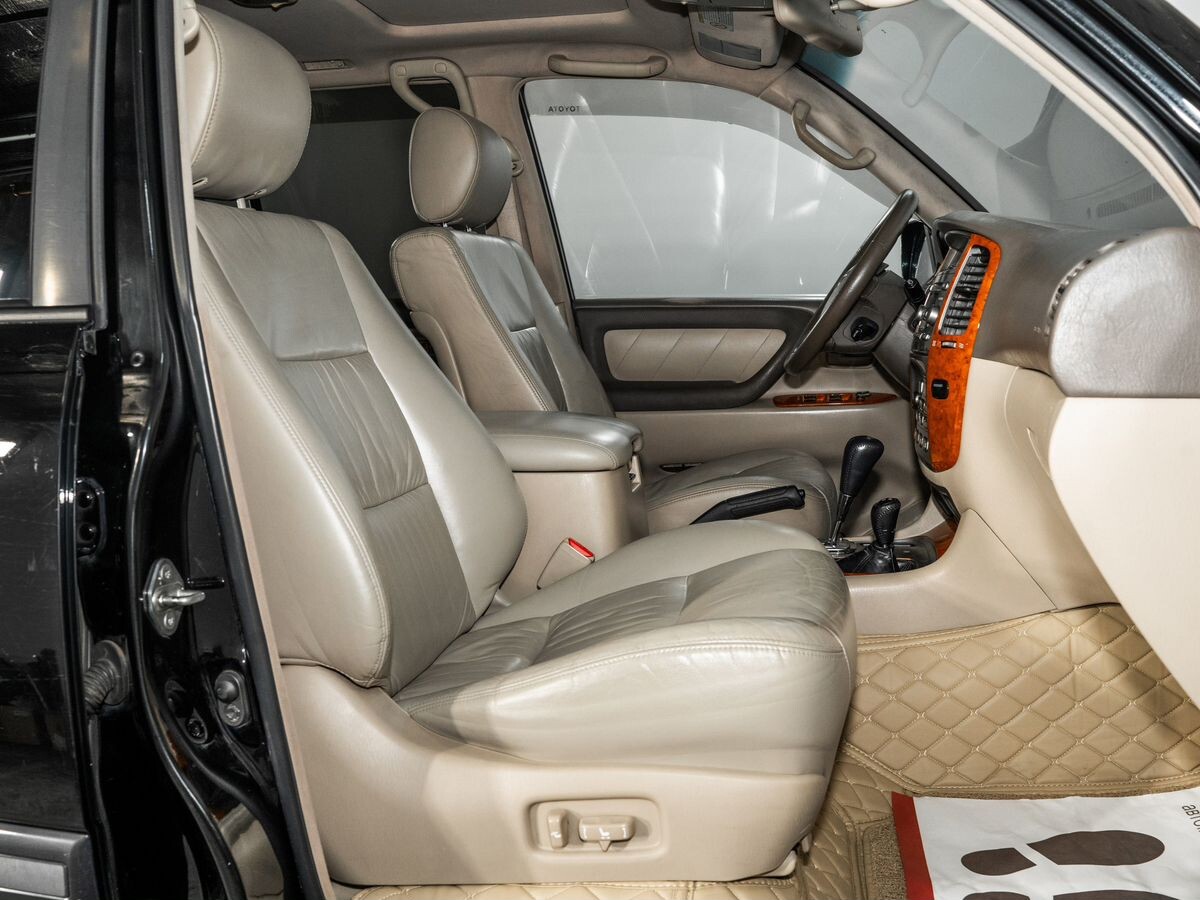 Toyota Land Cruiser 2007 - фото автомобиля