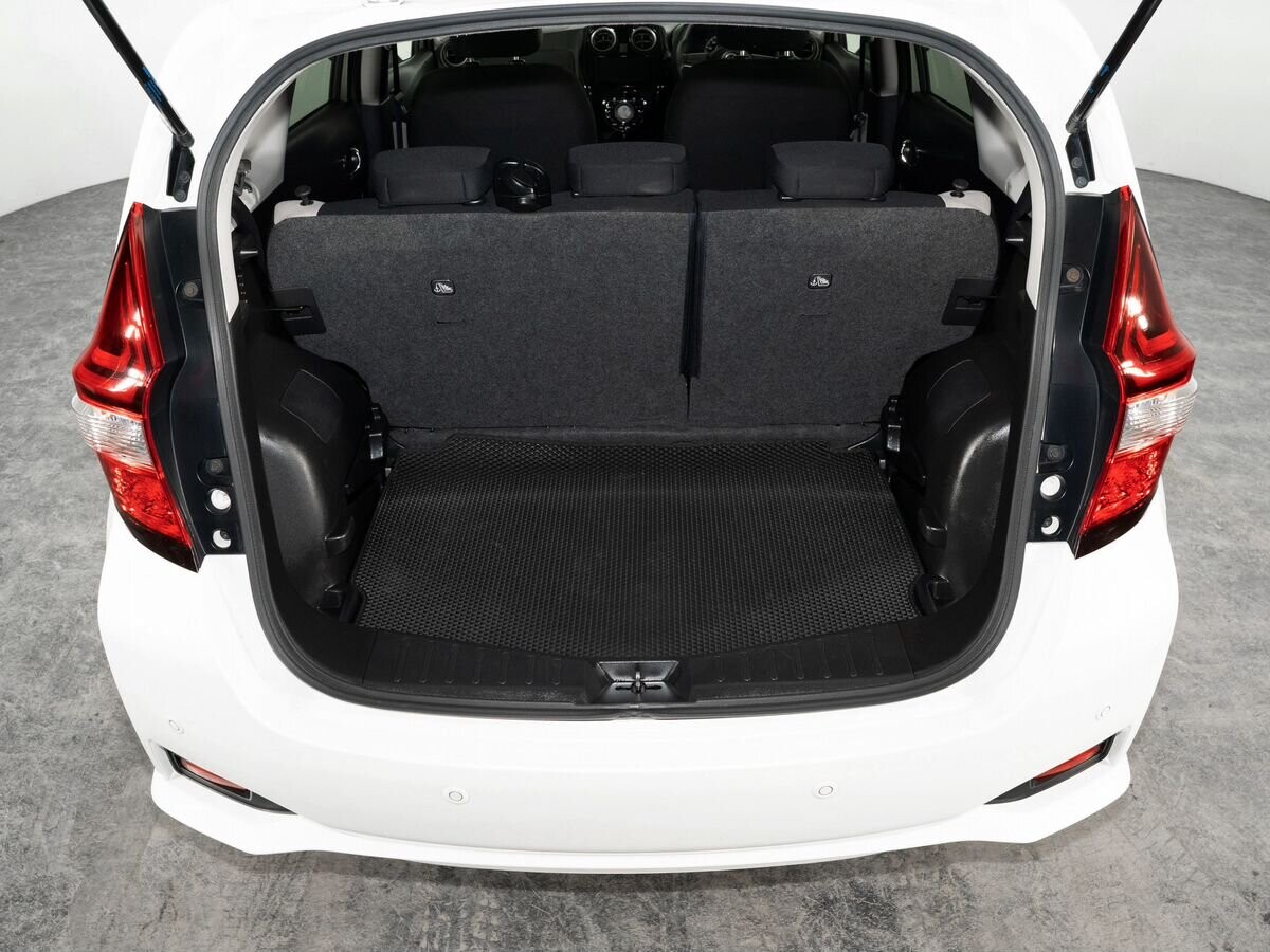 Nissan Note 2019 - фото автомобиля