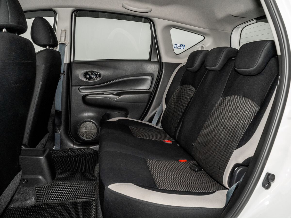 Nissan Note 2019 - фото автомобиля