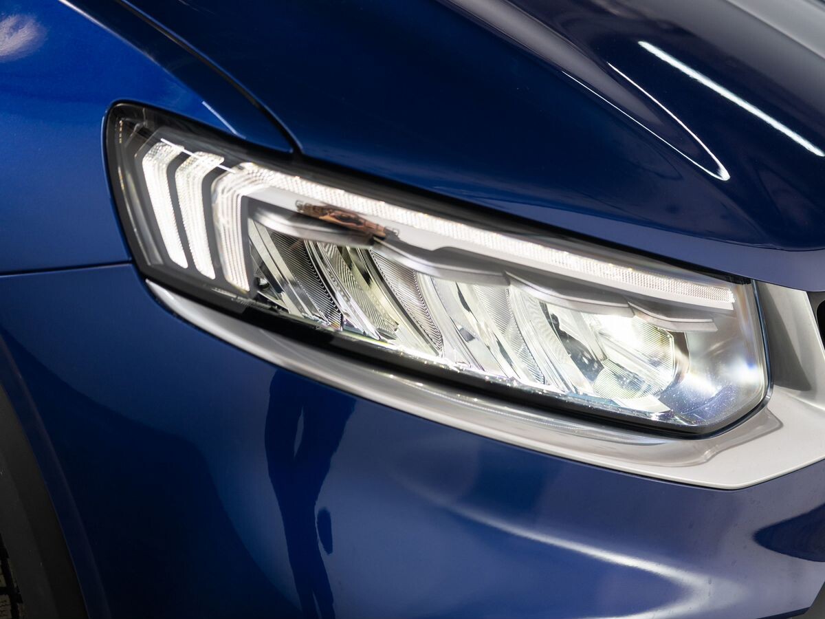 Geely Tugella 2020 - фото автомобиля