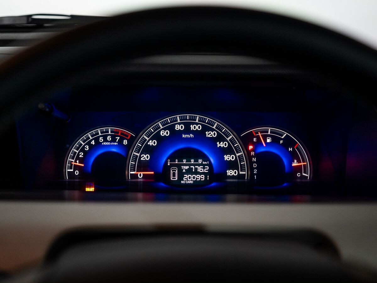 Honda Elysion 2004 - фото автомобиля