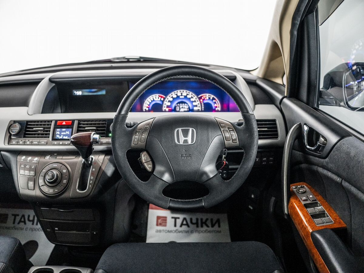 Honda Elysion 2004 - фото автомобиля