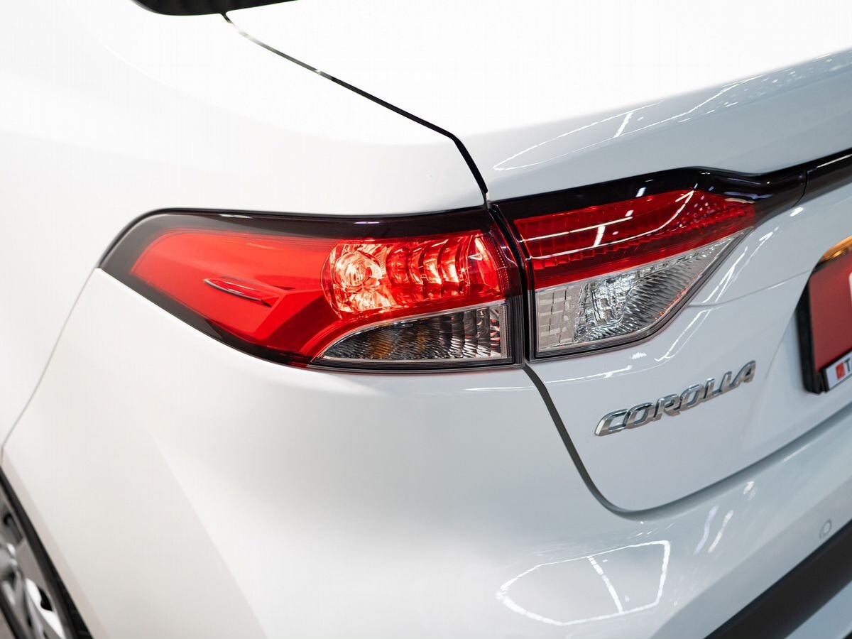 Toyota Corolla 2019 - фото автомобиля