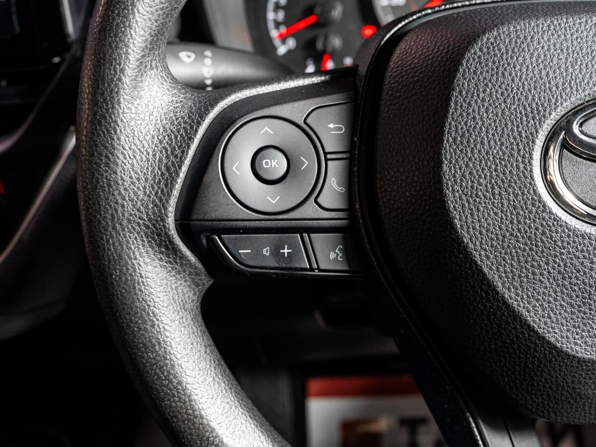 Toyota Corolla 2019 - фото автомобиля