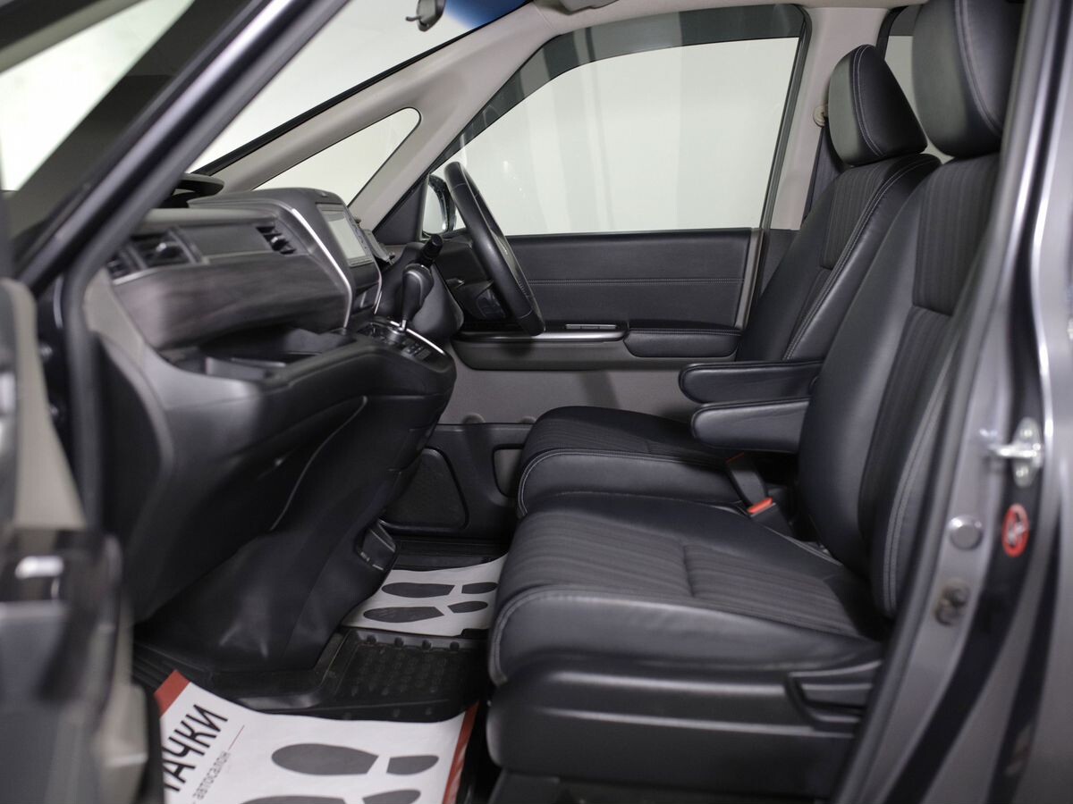 Honda Freed 2019 - фото автомобиля