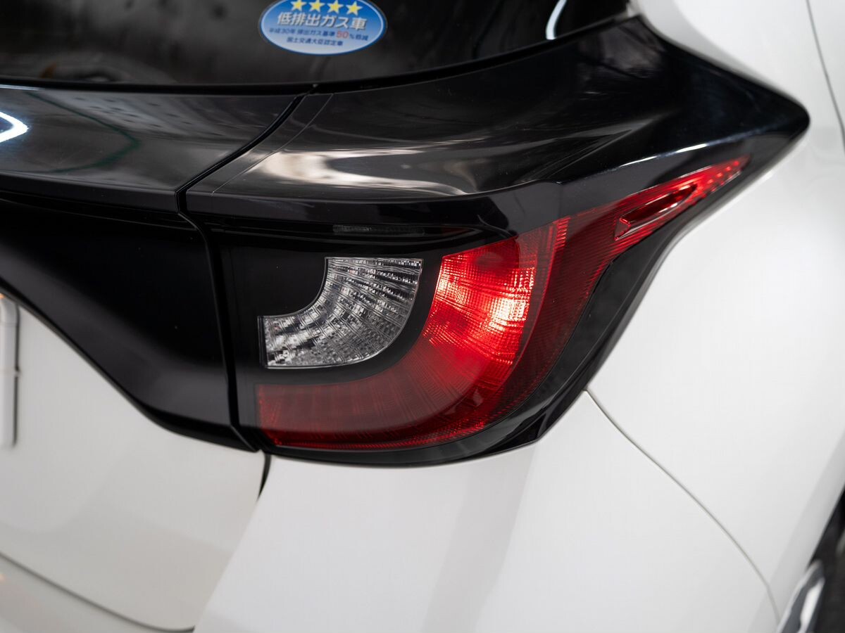 Toyota Yaris 2020 - фото автомобиля