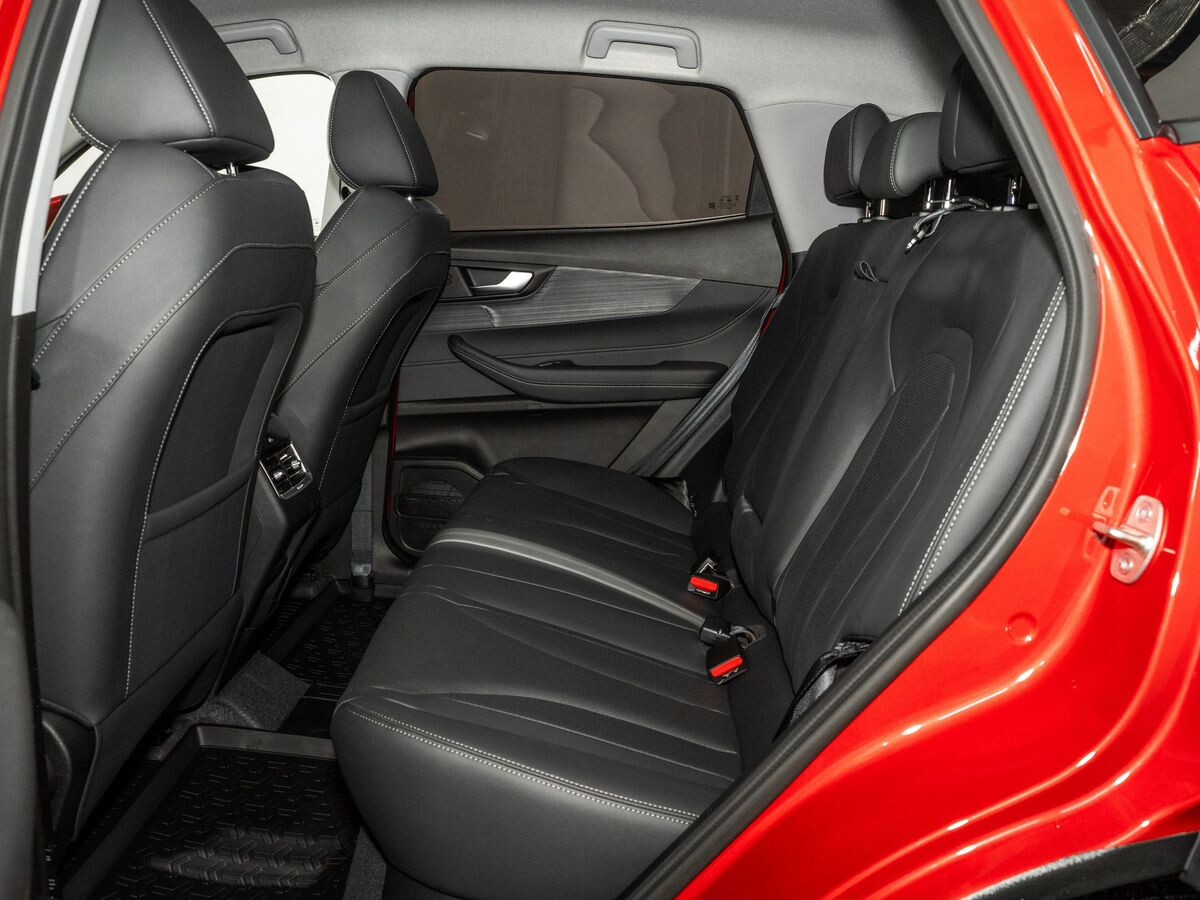 Chery Tiggo 4 2025 - фото автомобиля