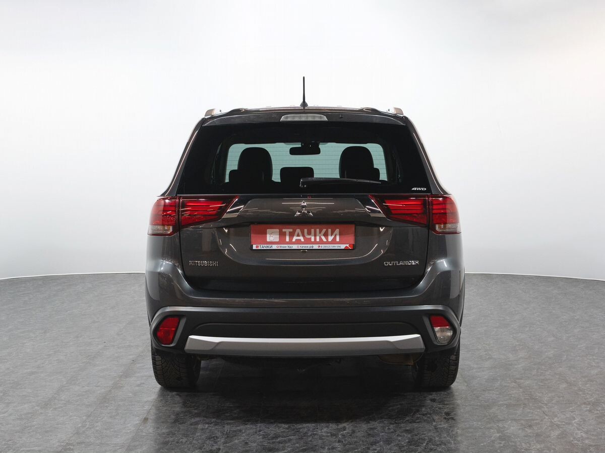 Mitsubishi Outlander 2015 - фото автомобиля