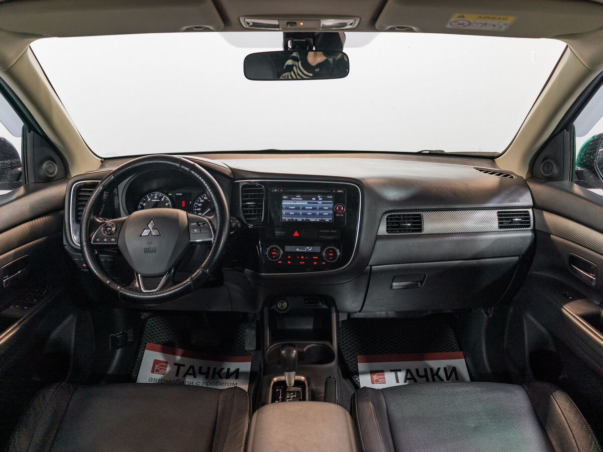 Mitsubishi Outlander 2015 - фото автомобиля