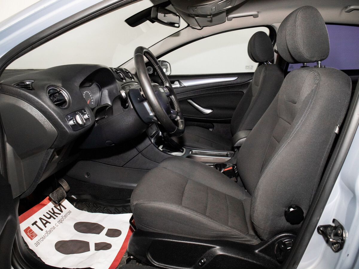 Ford Mondeo 2011 - фото автомобиля