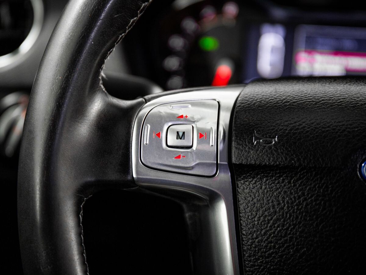 Ford Mondeo 2011 - фото автомобиля