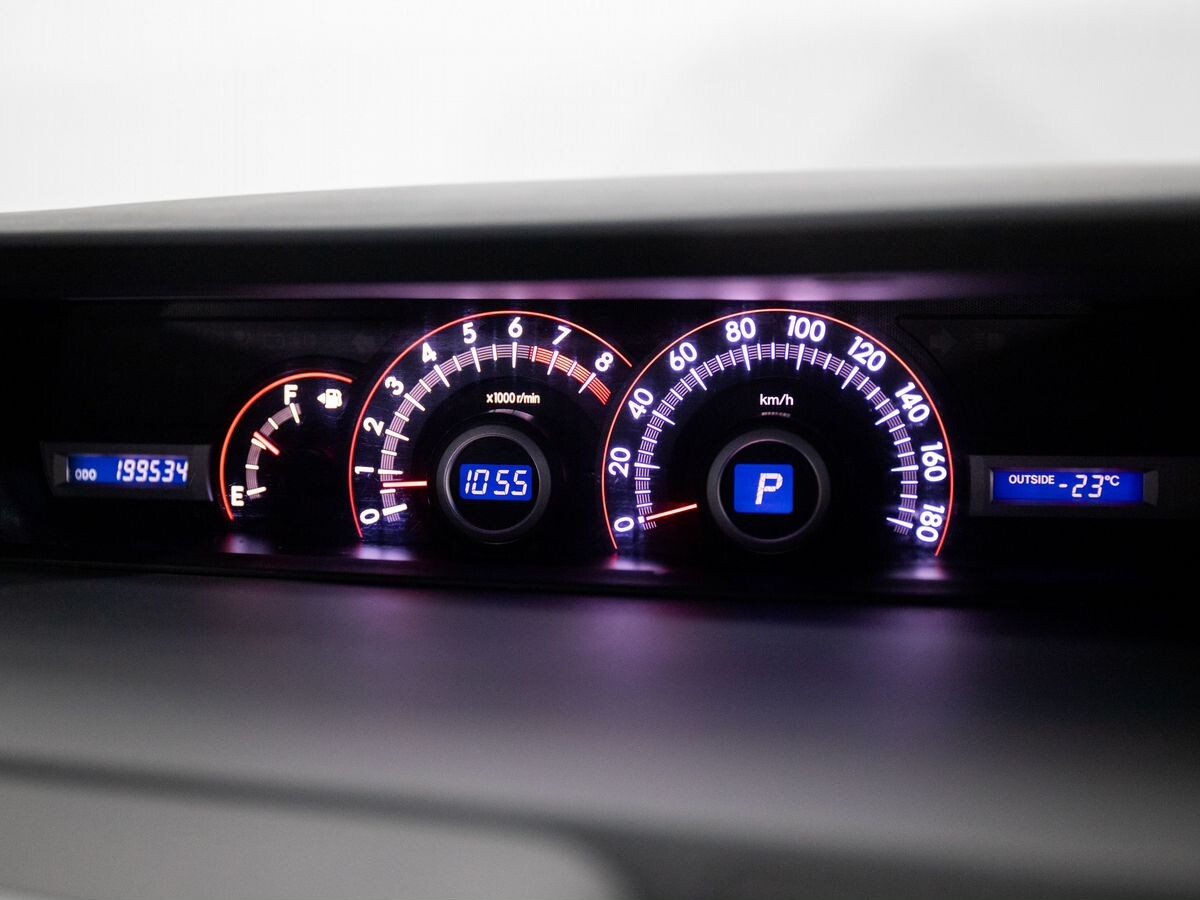 Toyota Noah 2009 - фото автомобиля