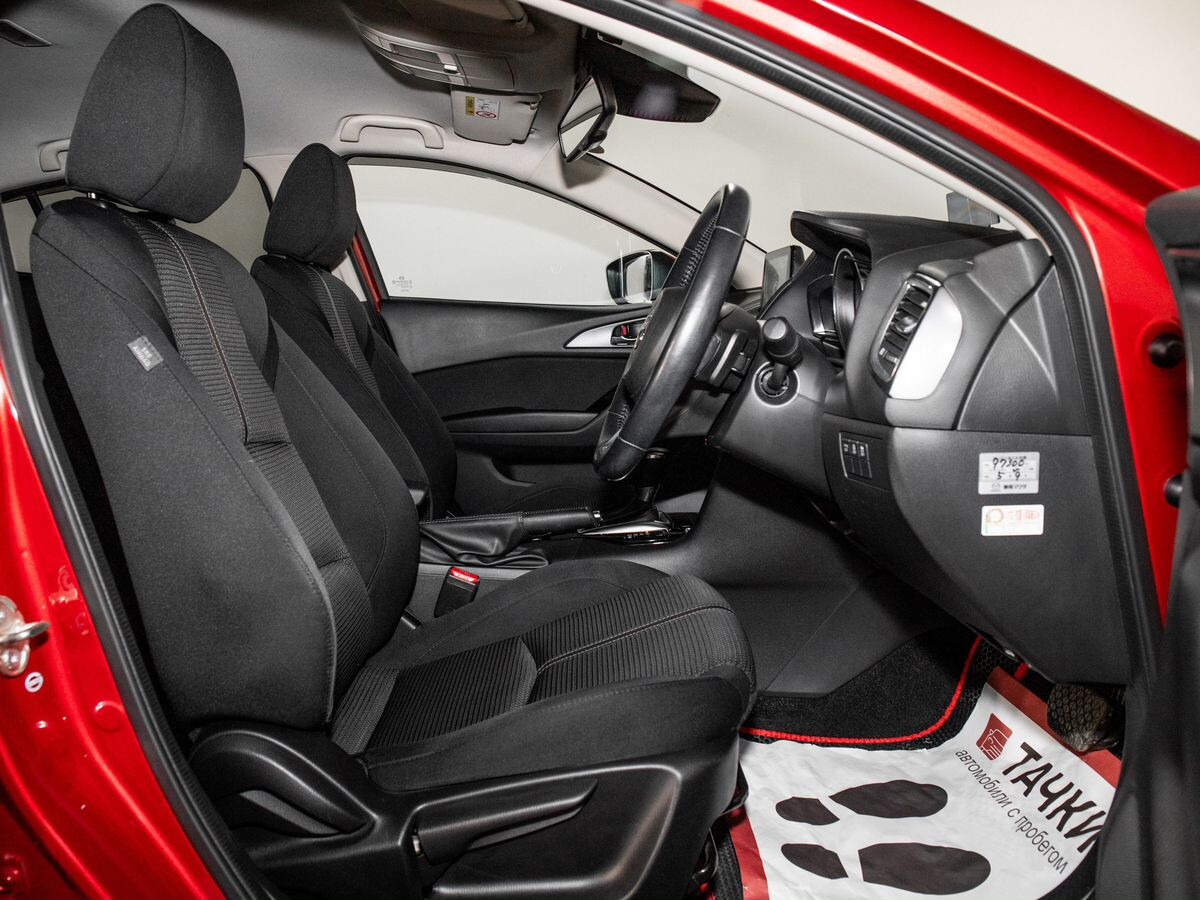 Mazda Axela 2017 - фото автомобиля